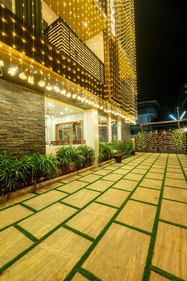 מלון Thrissur Daan Regency מראה חיצוני תמונה